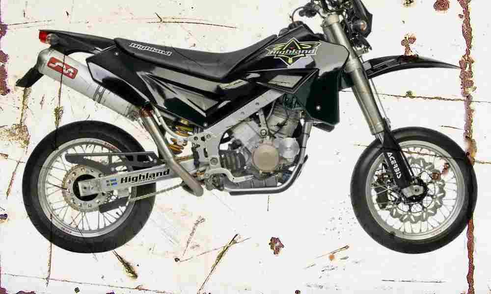 Highland Motard 950 2006 Aged Vintage A4 Photo Print