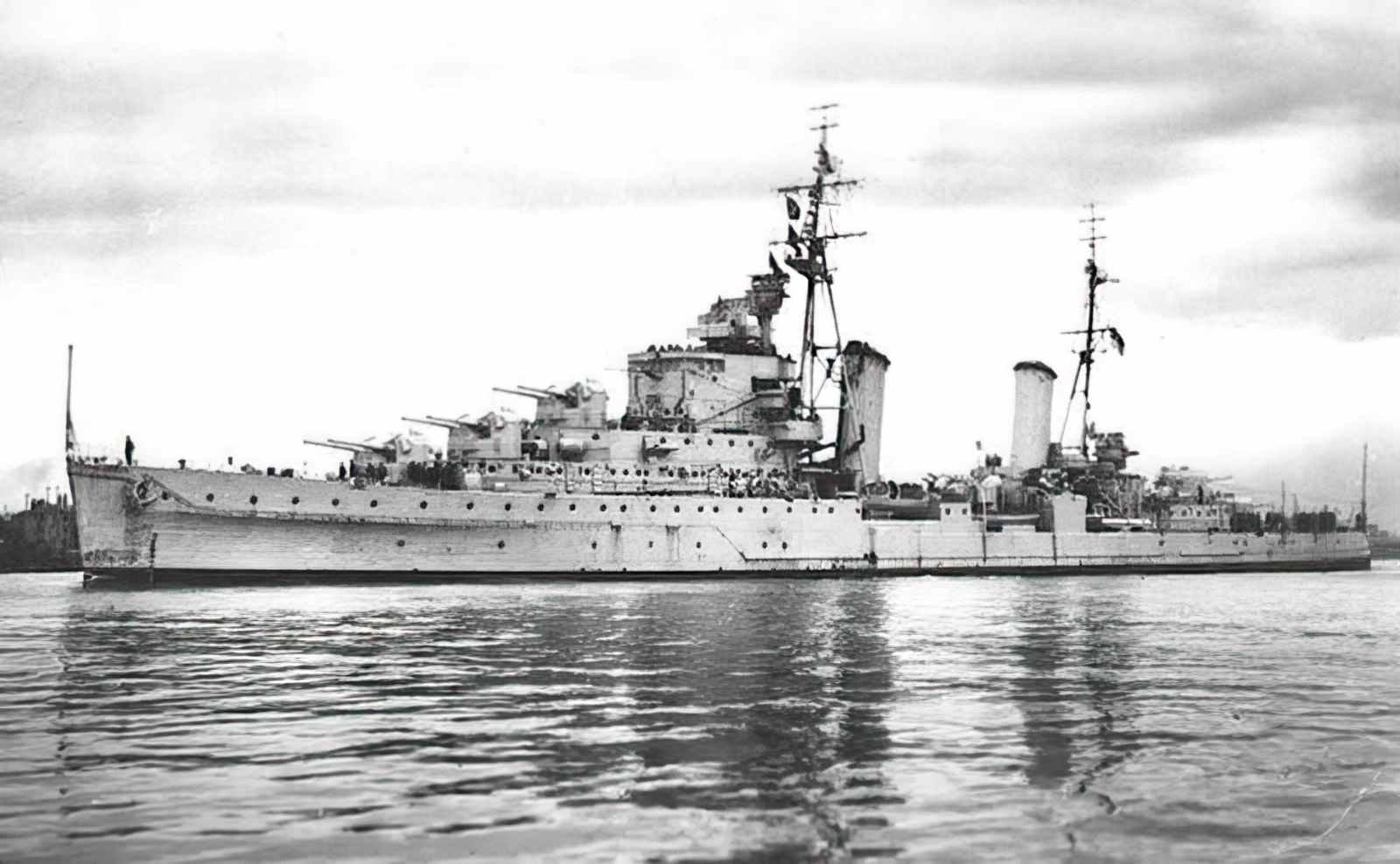 Hms Dido 37 Air Defense Light Cruiser A4 Photo Print