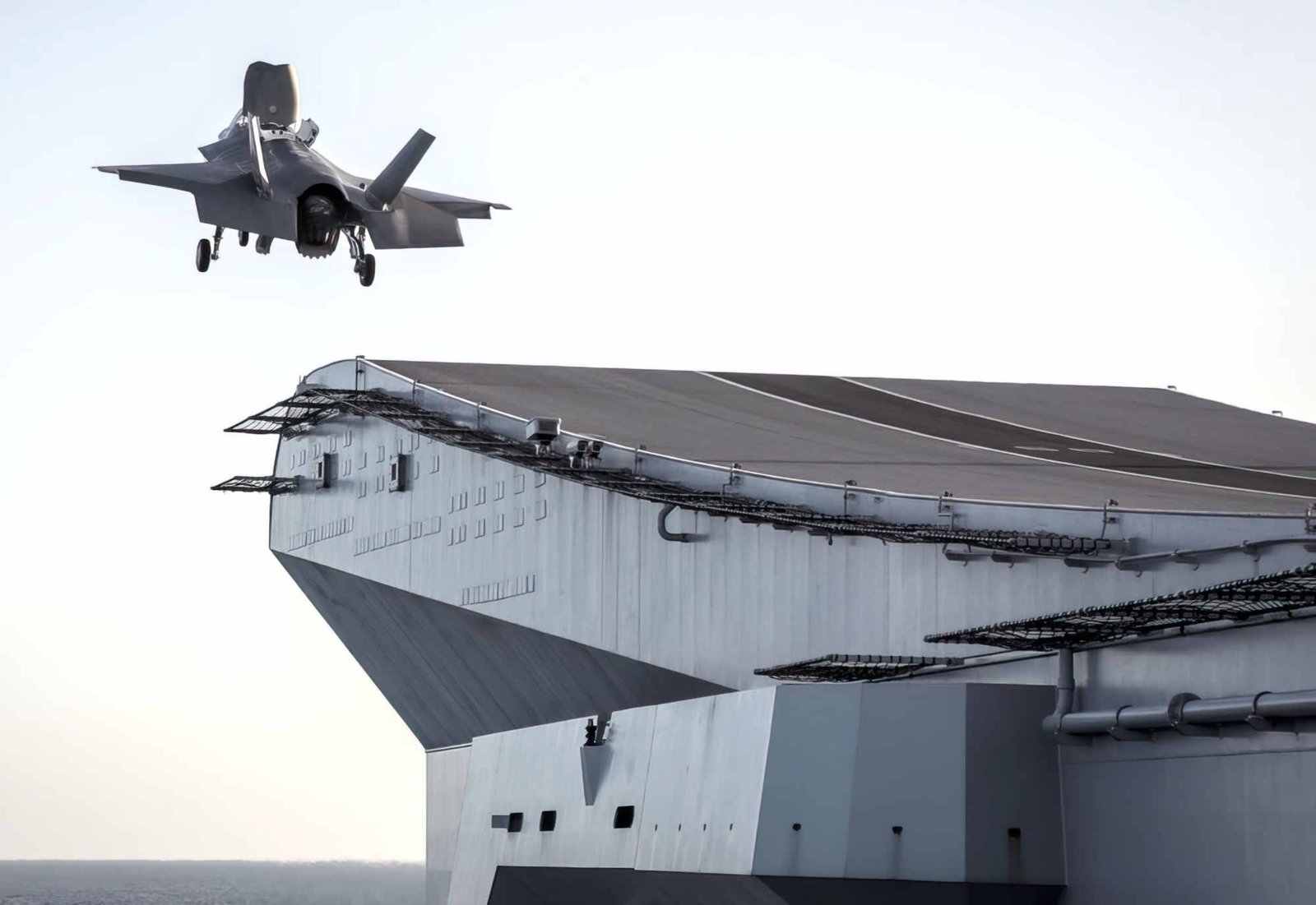 Hms Queen Elizabeth R08 7 A4 Photo Print