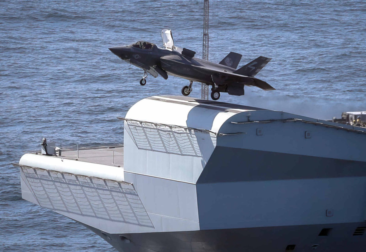 Hms Queen Elizabeth R08 8 A4 Photo Print