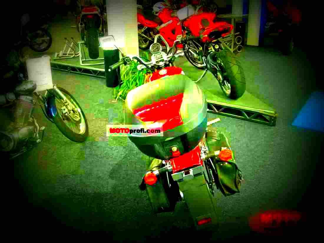 Honda CA 125 Rebel 1998 3 motorbike A4 Photo Print