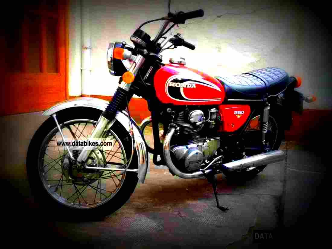 Honda CB 250 1972 1 motorbike A4 Photo Print
