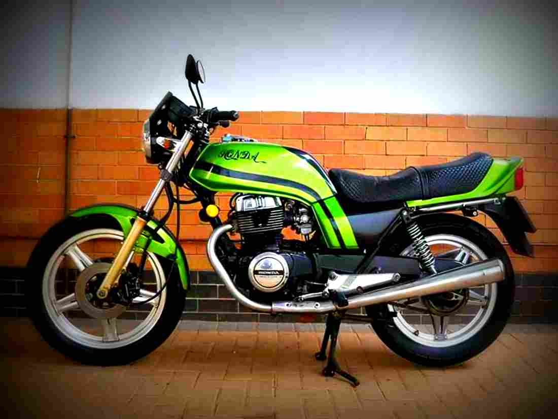 Honda CB 400 N 1979 5 motorbike A4 Photo Print