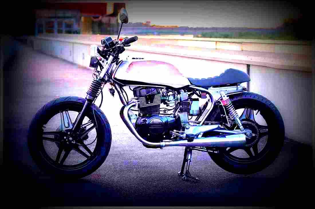 Honda CB 400 N 1983 1 motorbike A4 Photo Print