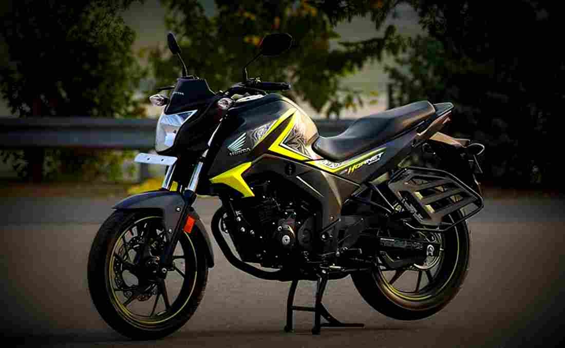 Honda CB Hornet 160R 2017 4 motorbike A4 Photo Print