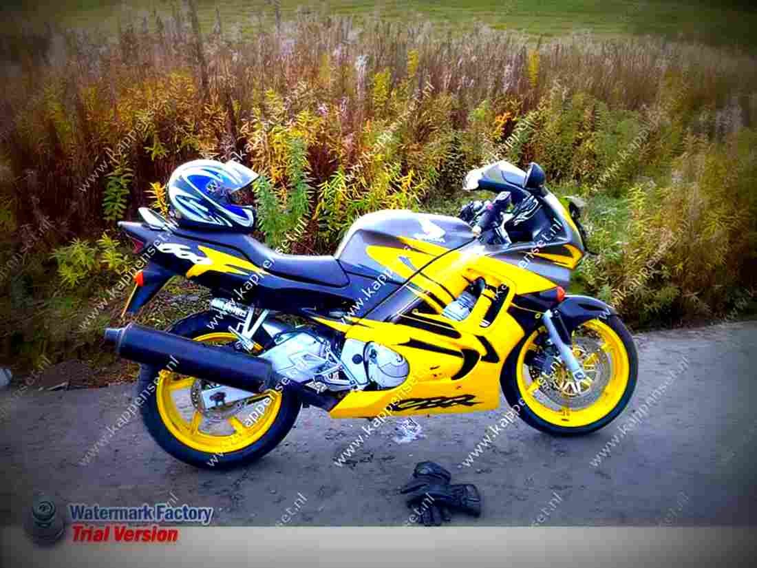 Honda CBR 600 F 1996 2 motorbike A4 Photo Print