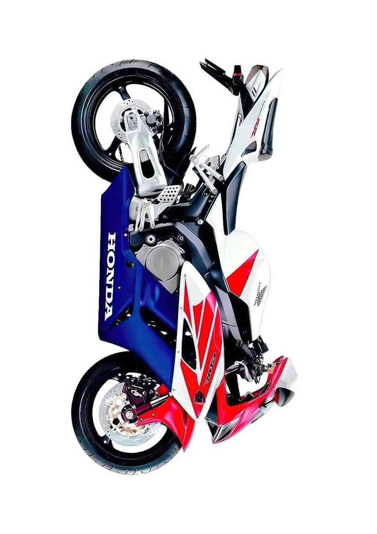 Honda CBR1000RR FireBlade fb 2004 2 A4 Photo Print