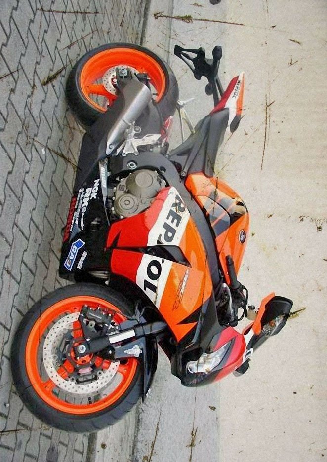 Honda CBR1000RR REPSOL 08 1 aged A4 Photo Print
