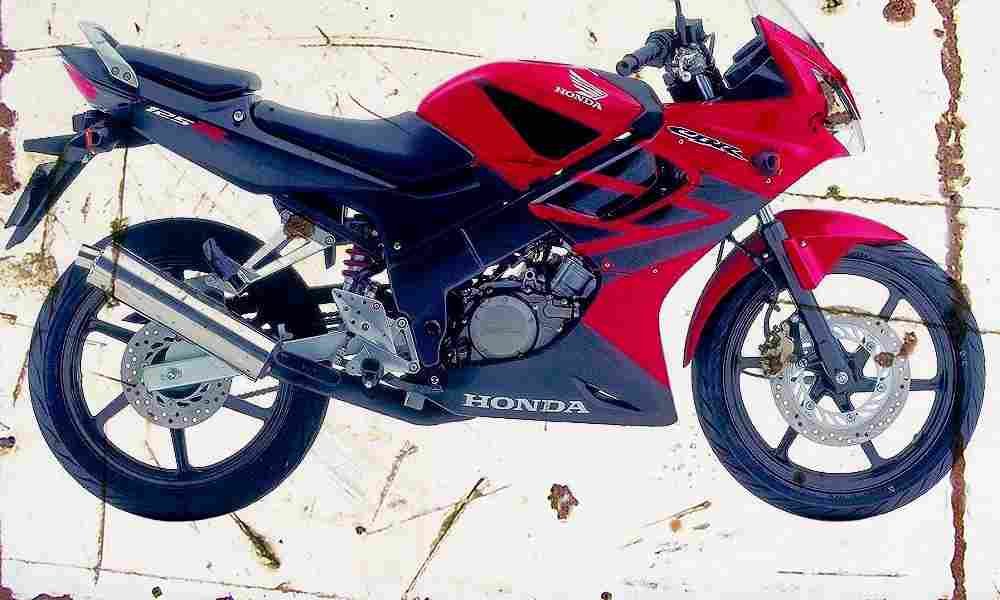 Honda CBR125R 2004 Aged Vintage A4 Photo Print