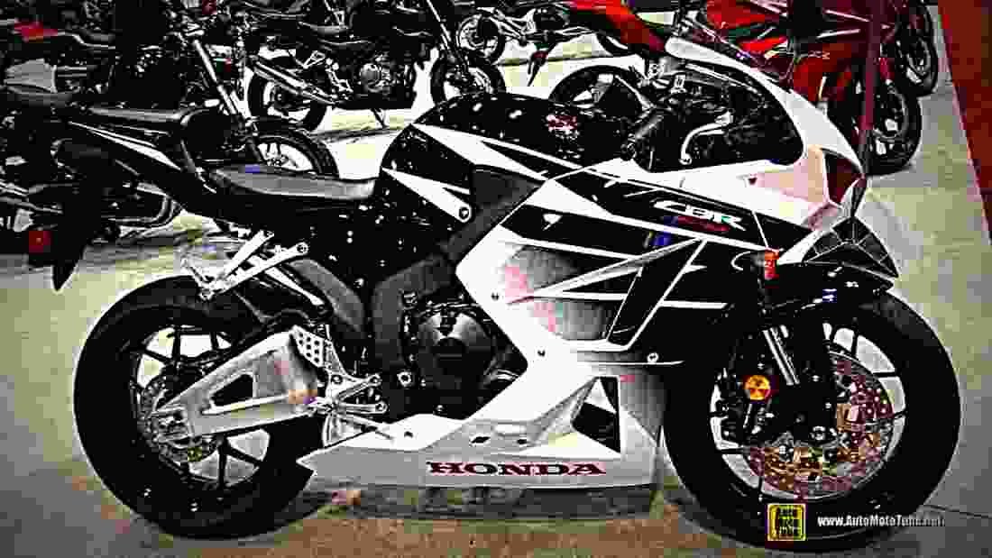 Honda CBR600RR 2017 2 motorbike A4 Photo Print