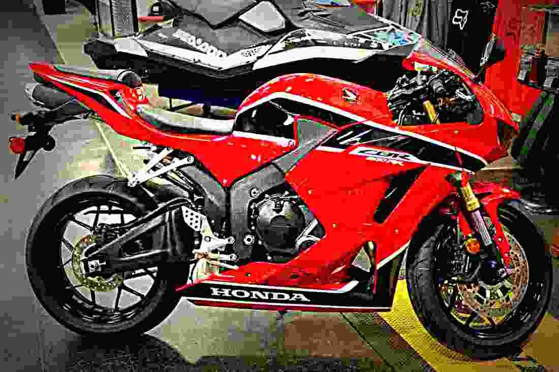 Honda CBR600RR ABS 2018 2 motorbike A4 Photo Print