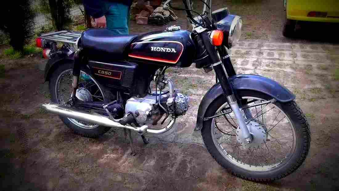 Honda CD 50 Benly 2002 1 motorbike A4 Photo Print