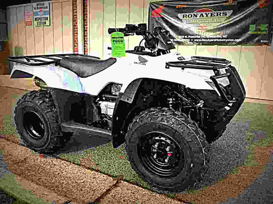 Honda FourTrax Recon 2018 1 motorbike A4 Photo Print