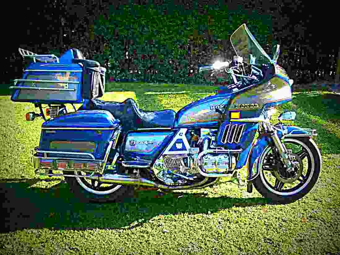 Honda GL 1100 Gold Wing Interstate 1982 2 motorbike A4 Photo Print