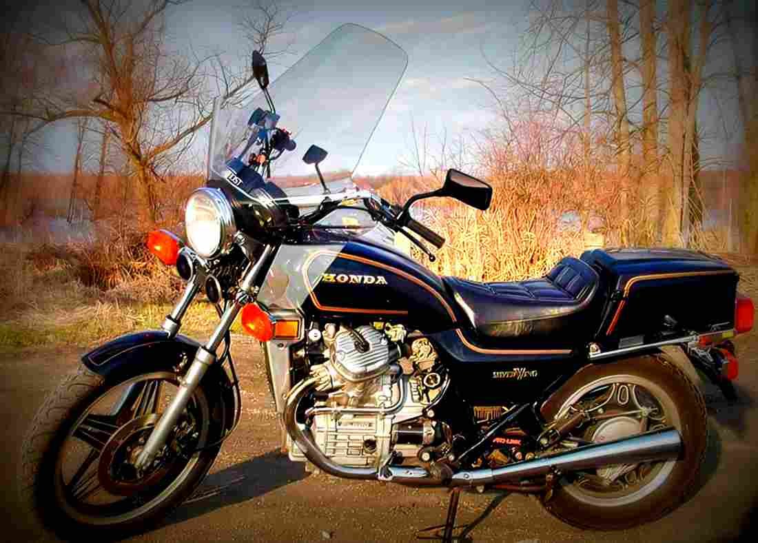Honda GL 500 Silver Wing (reduced effect) 1983 1 motorbike A4 Photo Print
