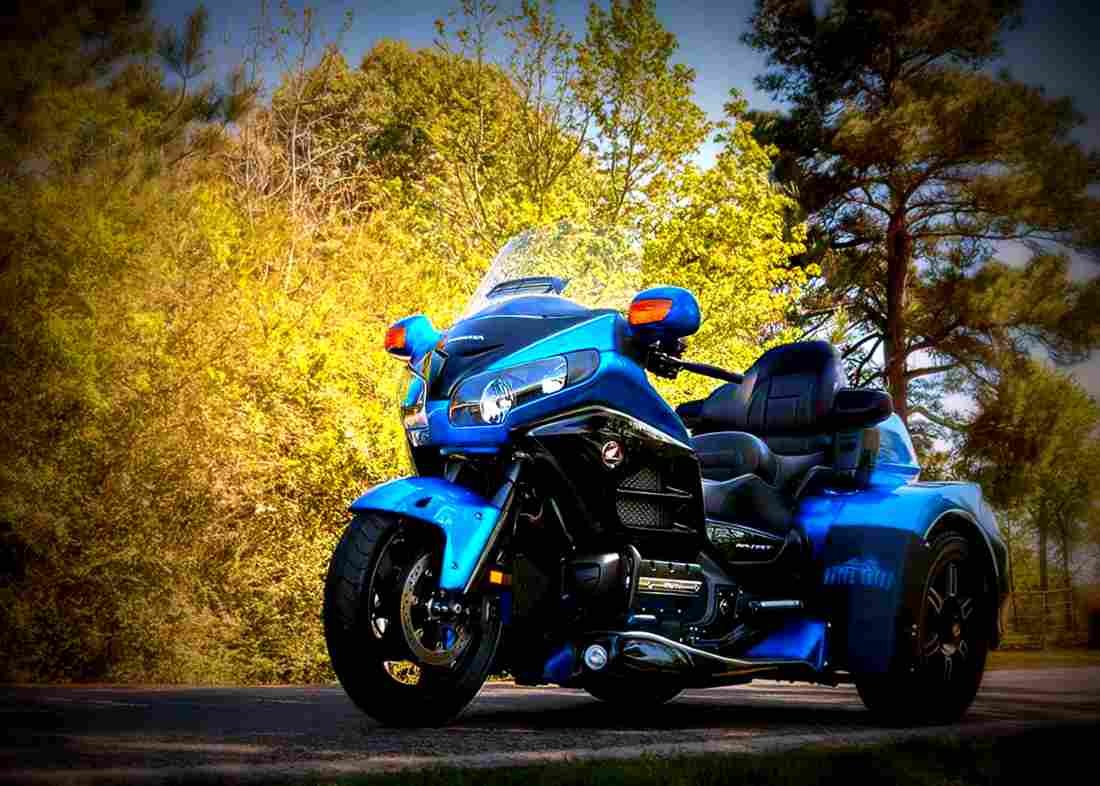 Honda Gold Wing Audio Comfort 2017 3 motorbike A4 Photo Print