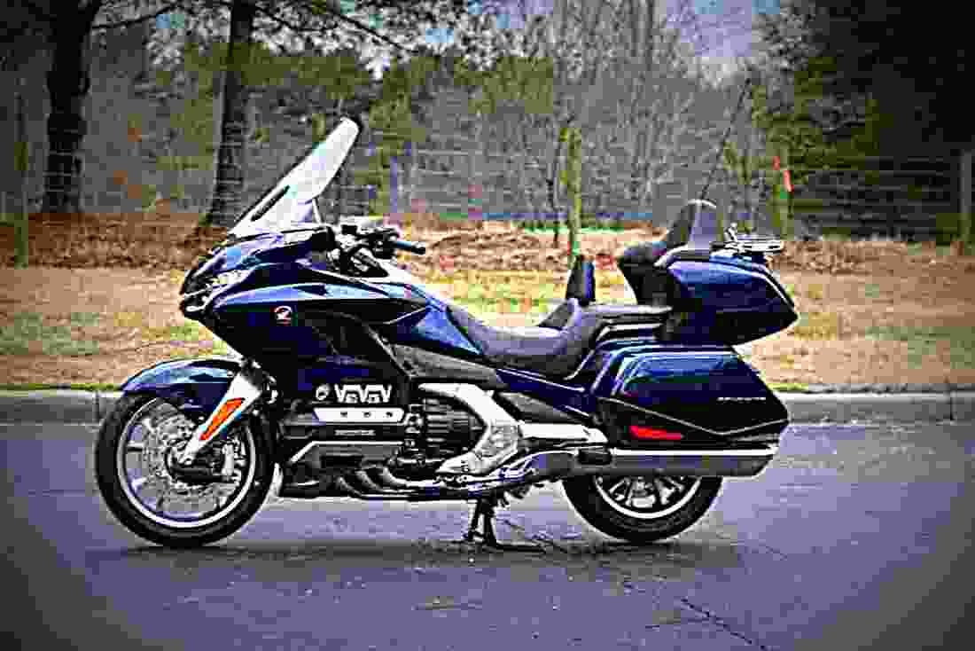 Honda Gold Wing Tour Automatic DCT 2018 4 motorbike A4 Photo Print