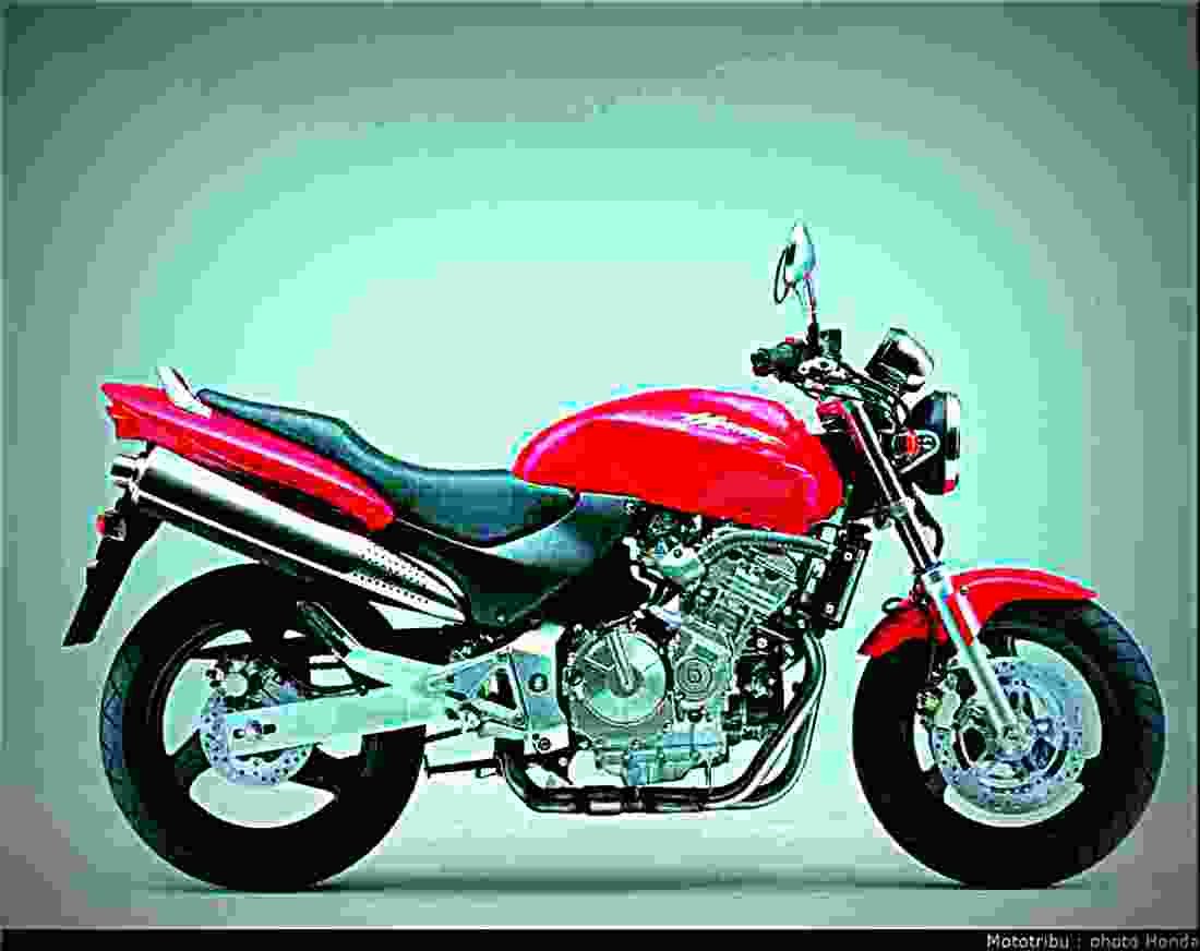 Honda Hornet 1999 1 motorbike A4 Photo Print
