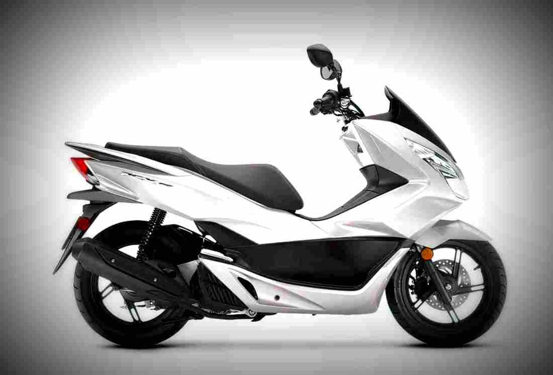 Honda PCX150 2017 2 motorbike A4 Photo Print
