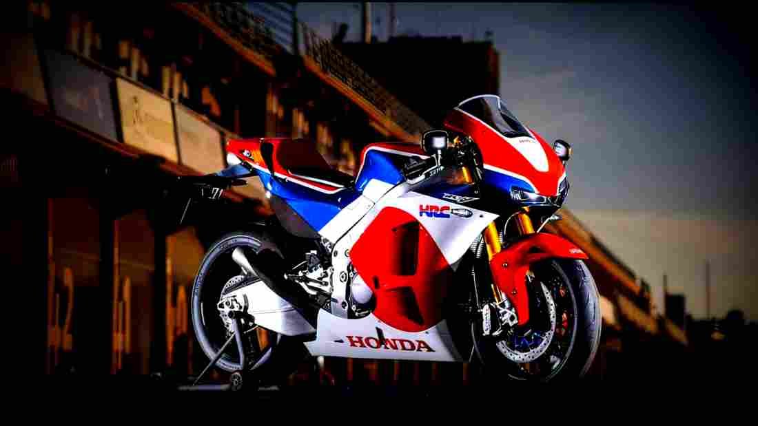 Honda RC213V S 2018 1 motorbike A4 Photo Print