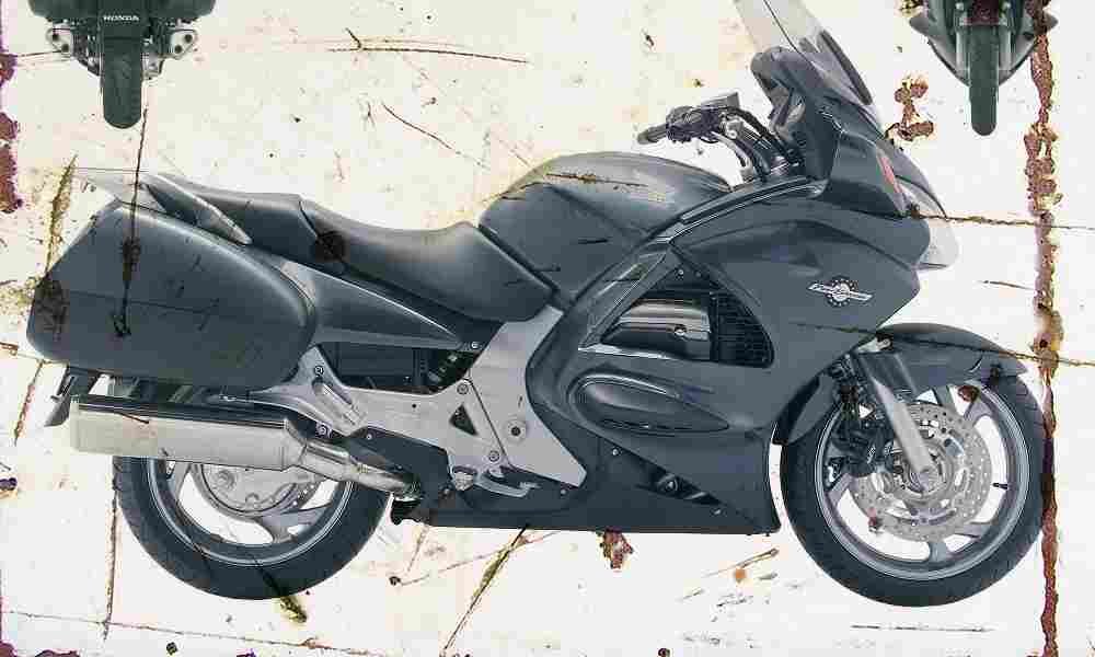 Honda ST1300 PanEuropean 2006 Aged Vintage A4 Photo Print