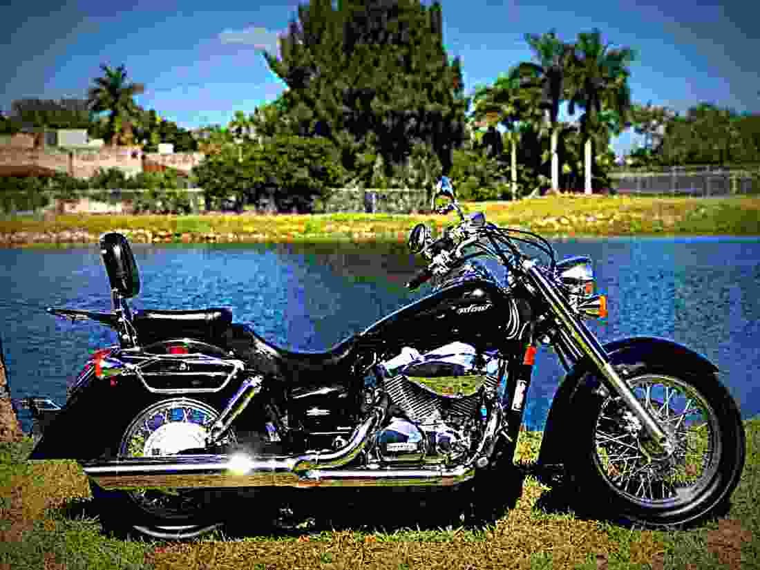 Honda Shadow Aero 2017 2 motorbike A4 Photo Print