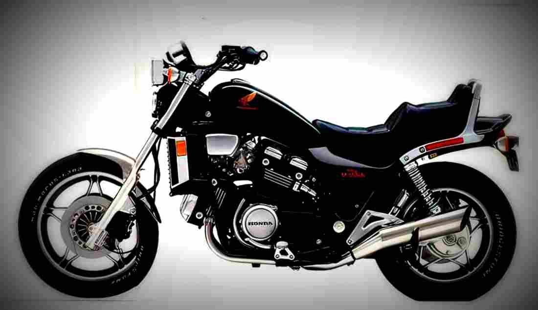 Honda VF 1100 C 1983 3 motorbike A4 Photo Print