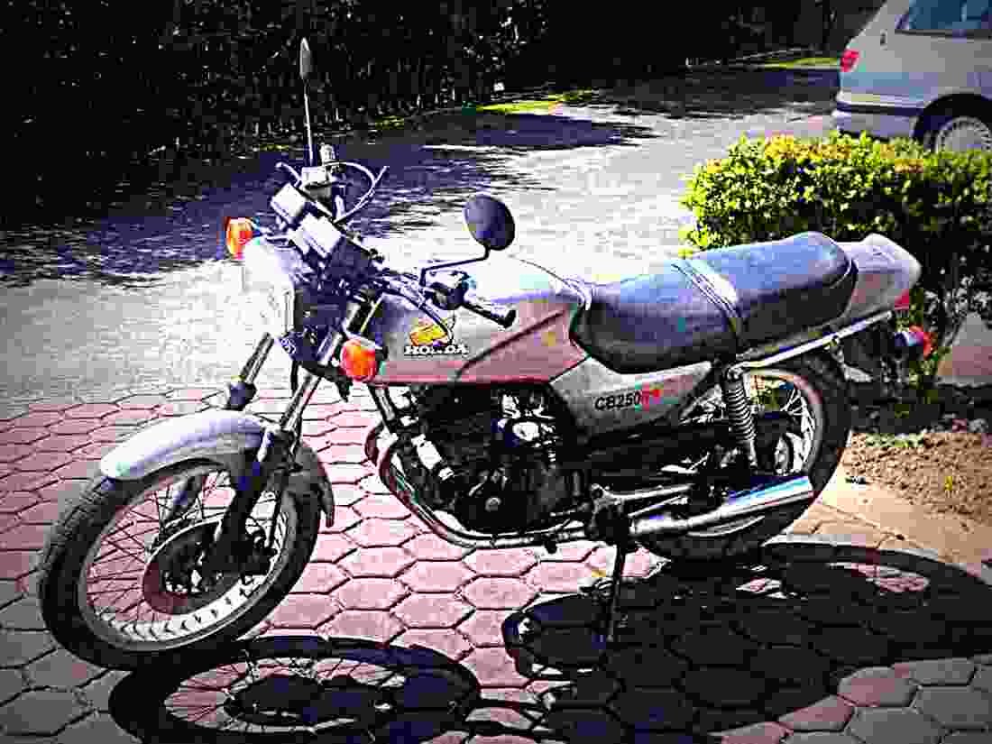 Honda VF 750 C 1985 5 motorbike A4 Photo Print