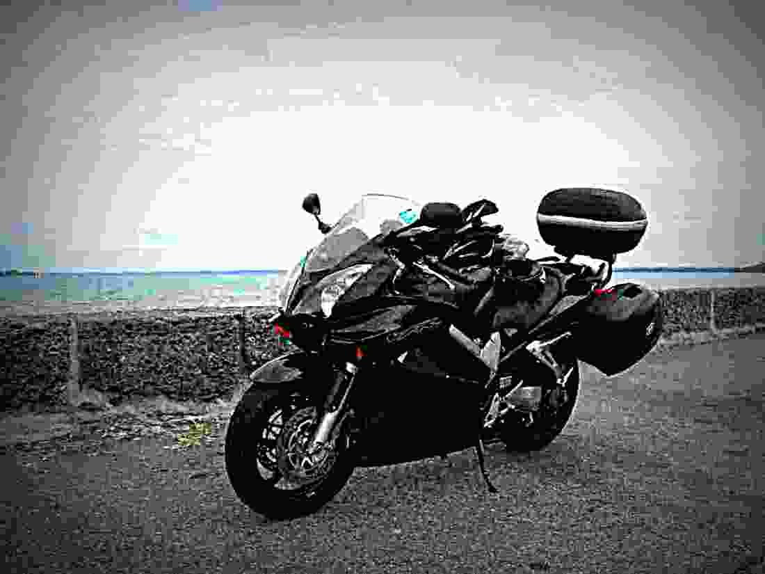 Honda VFR 800 VTEC 2003 2 motorbike A4 Photo Print