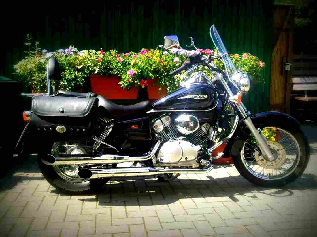 Honda VT 125 C2 Shadow 2001 2 motorbike A4 Photo Print
