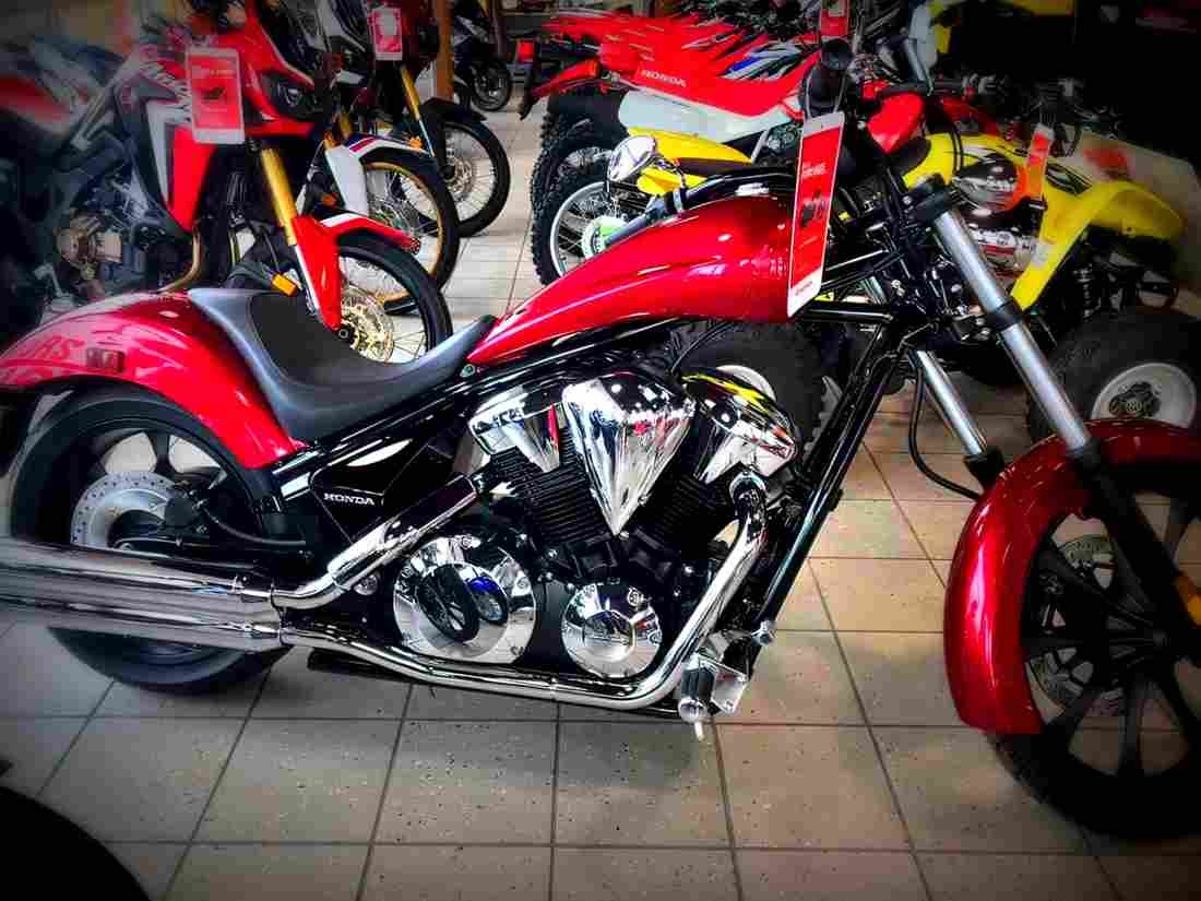 Honda VT1300CX 2018 3 motorbike A4 Photo Print
