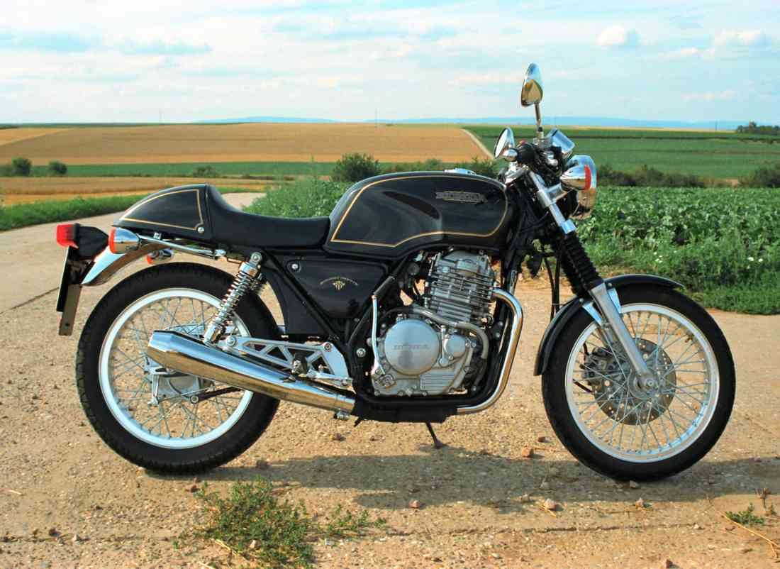 Honda XBR500 1985 black A4 Photo Print