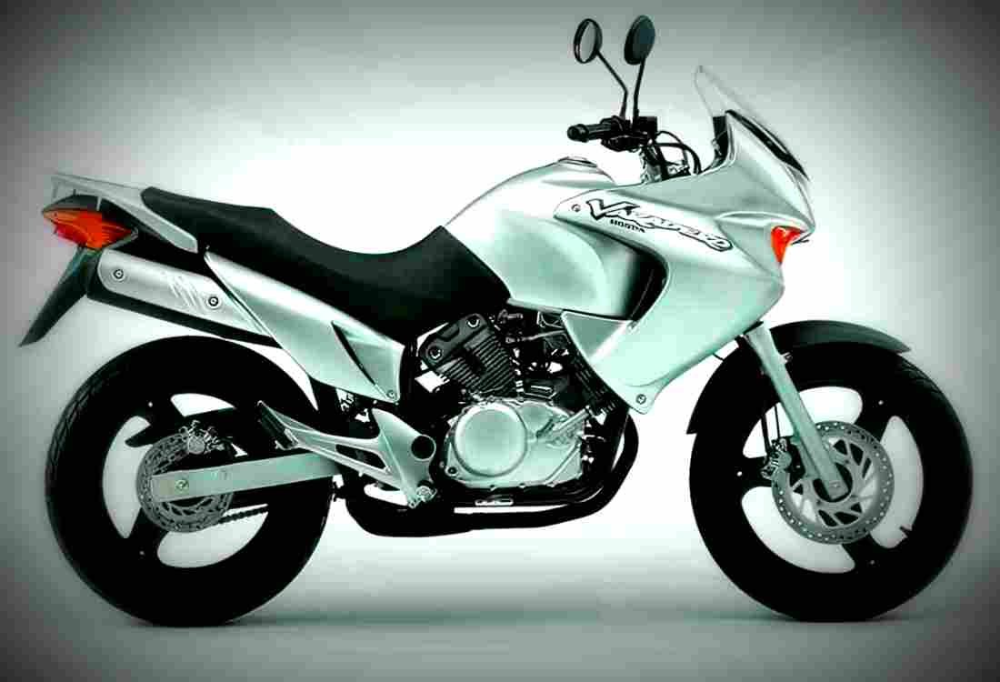 Honda XL 125 Varadero 2001 5 motorbike A4 Photo Print