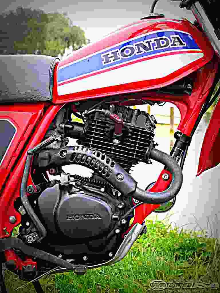 Honda XL 185 S 1980 3 motorbike A4 Photo Print