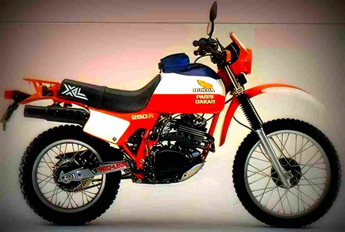 Honda XL 500 R 1984 3 motorbike A4 Photo Print