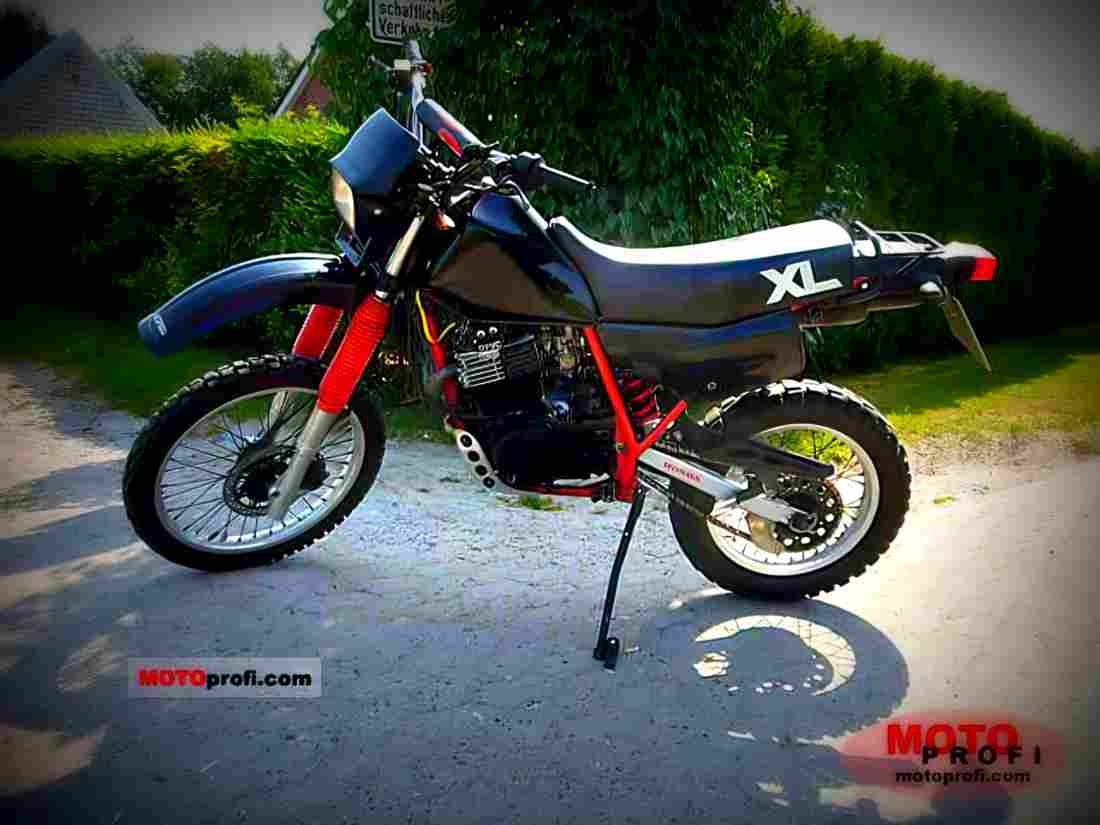 Honda XL 600 R (reduced effect) 1987 5 motorbike A4 Photo Print