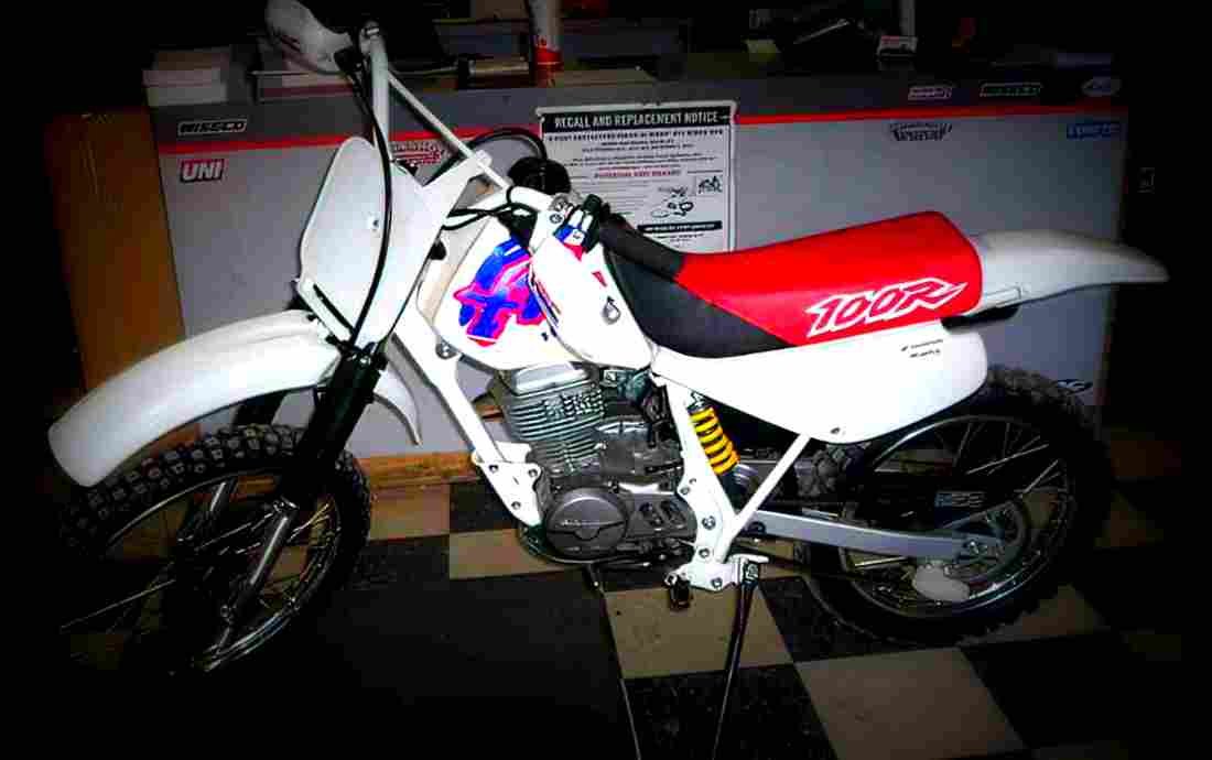 Honda XR 100 R 2003 3 motorbike A4 Photo Print