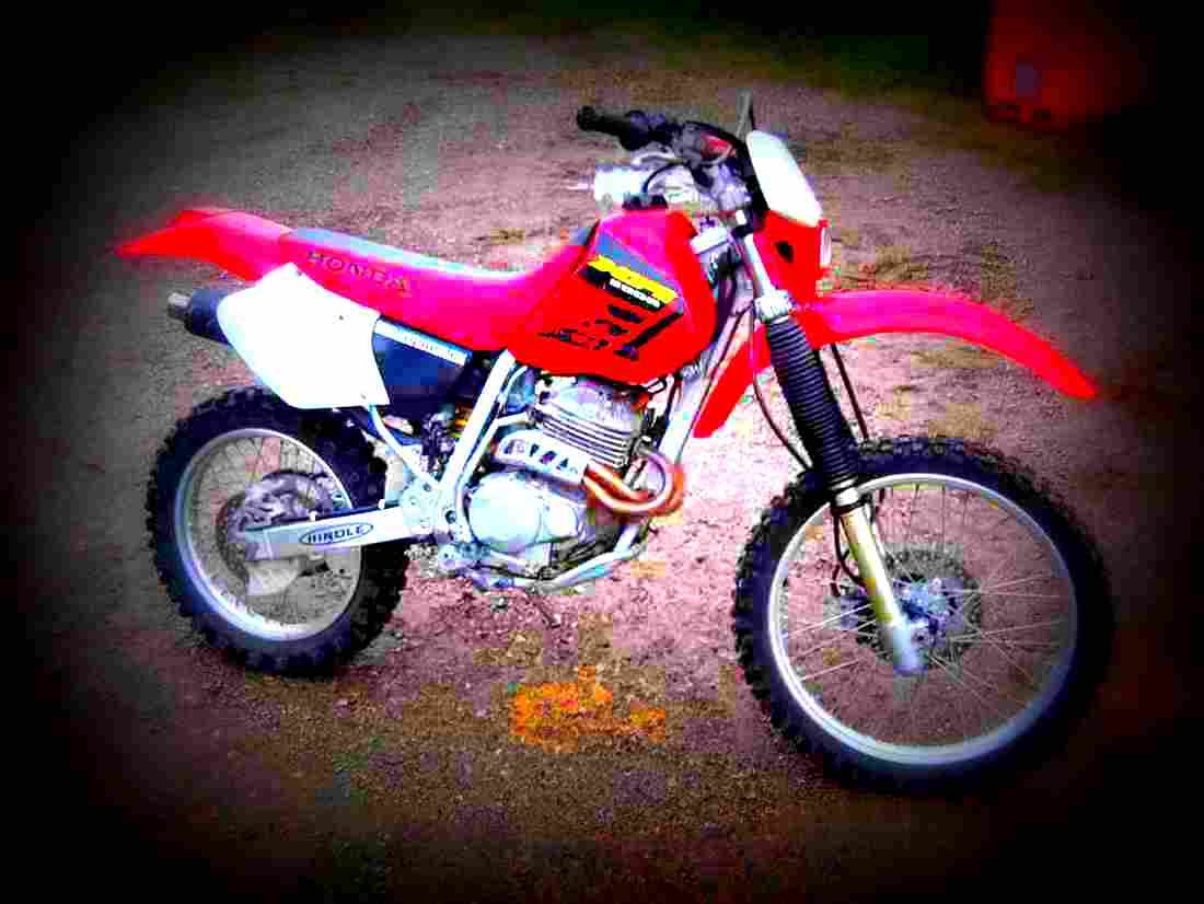 Honda XR 250 R 2002 3 motorbike A4 Photo Print
