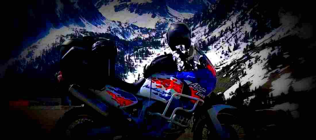 Honda XRV 750 Africa Twin 2002 1 640x284 motorbike A4 Photo Print