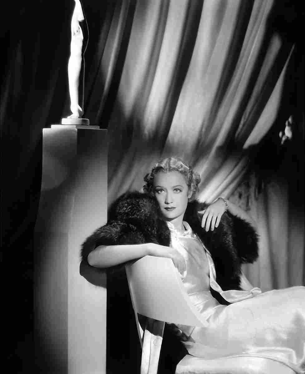 Hopkins Miriam 2 film star poster A4 Photo Print