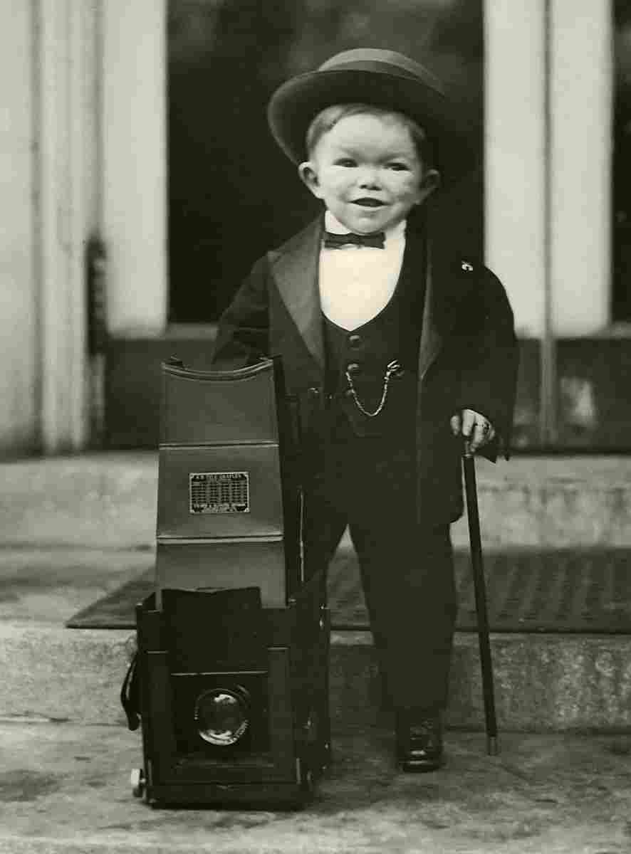 Howerton Clarence Major Mite 1S film star poster A4 Photo Print