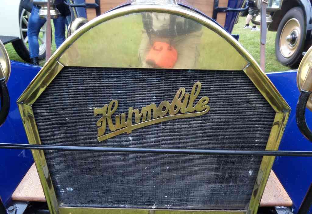 Hupmobile Eight Bonnet Grille 2536 A4 Photo Print