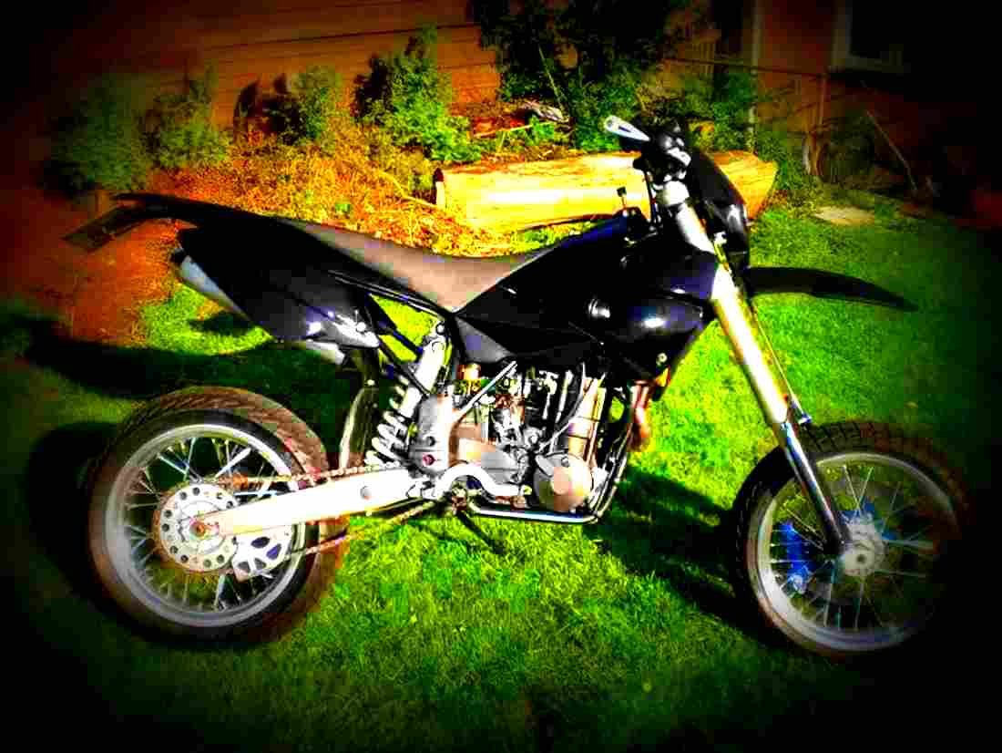 Husaberg FS 650 C 2003 1 motorbike A4 Photo Print