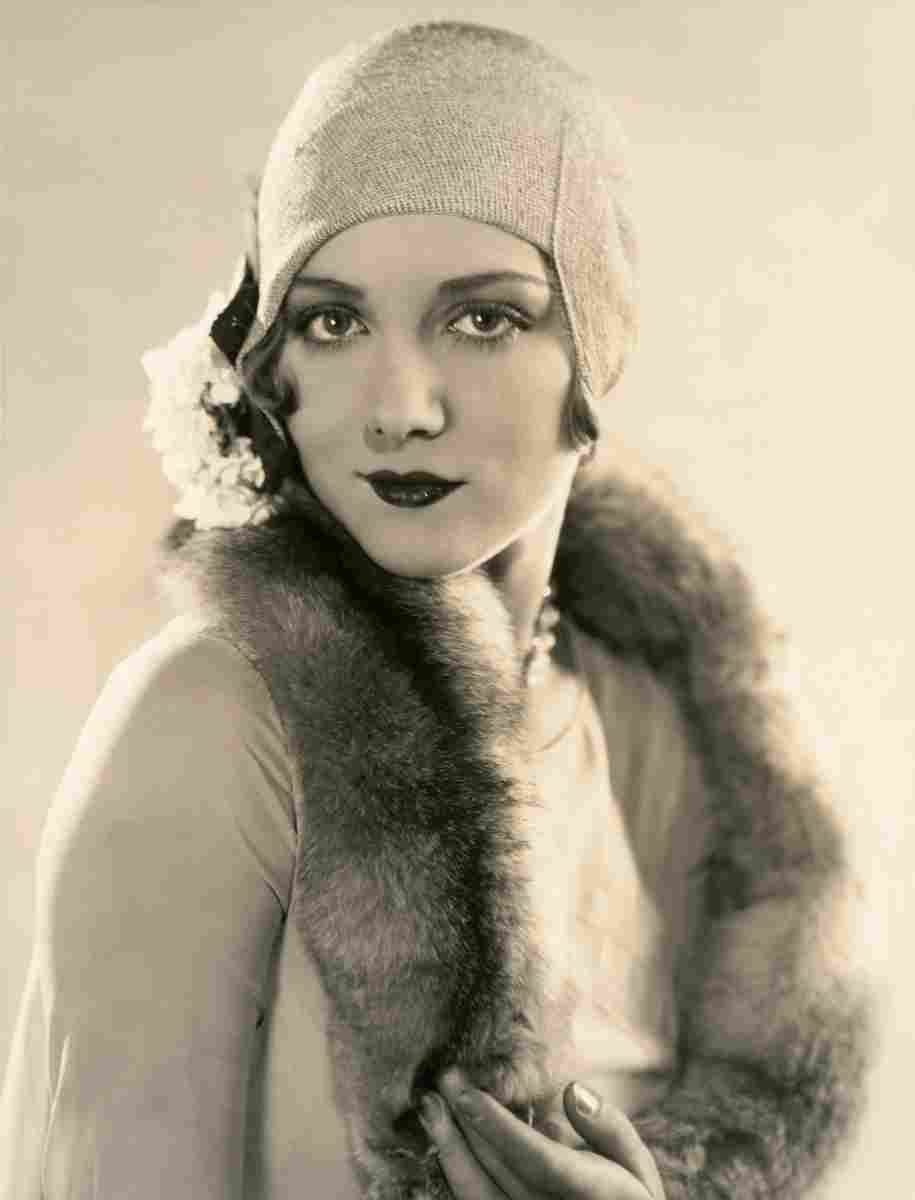 Hyams Leila 2S film star poster A4 Photo Print