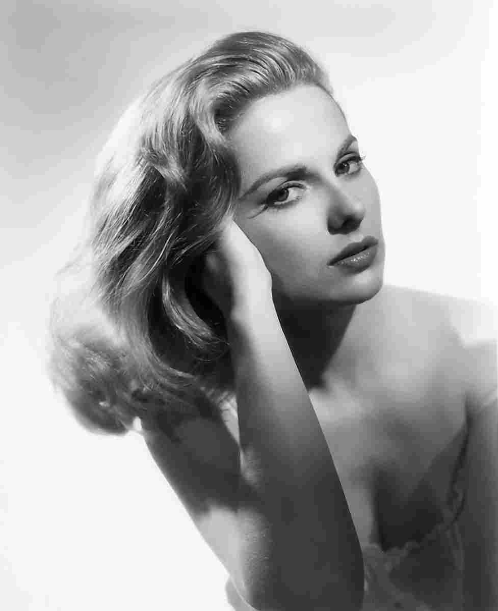 Hyer Martha 4 film star poster A4 Photo Print