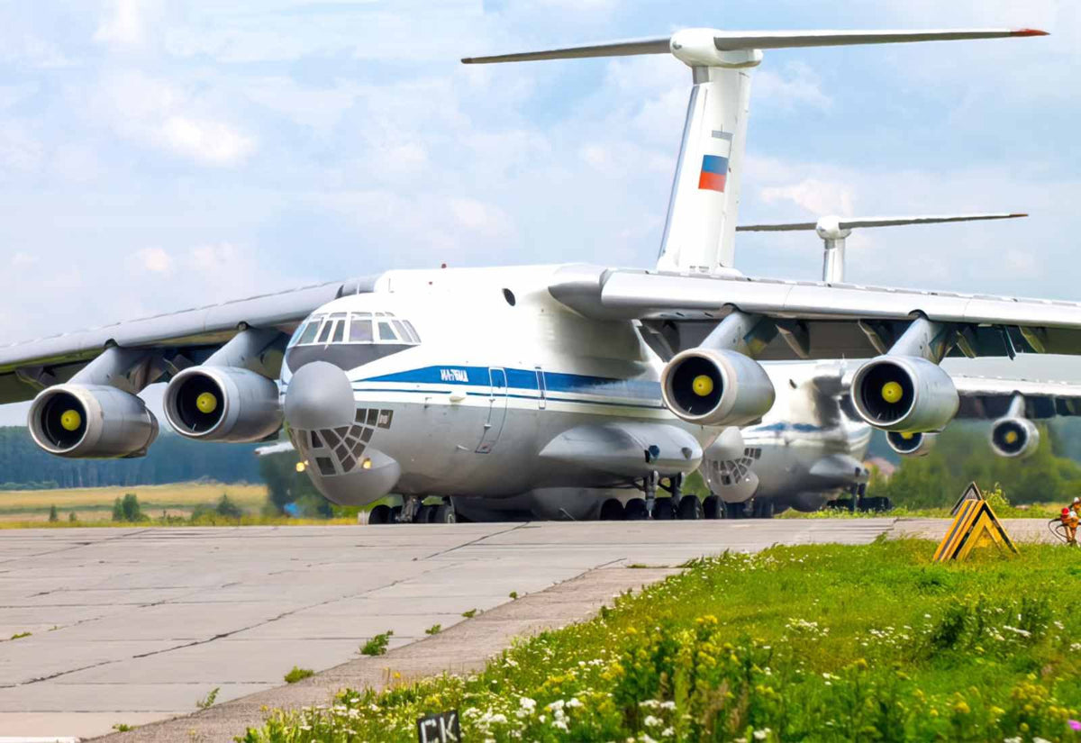 Ilyushin Il76 Candid 32 A4 Photo Print