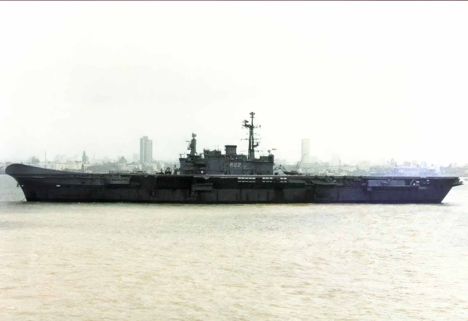 Ins Viraat R22 2 A4 Photo Print