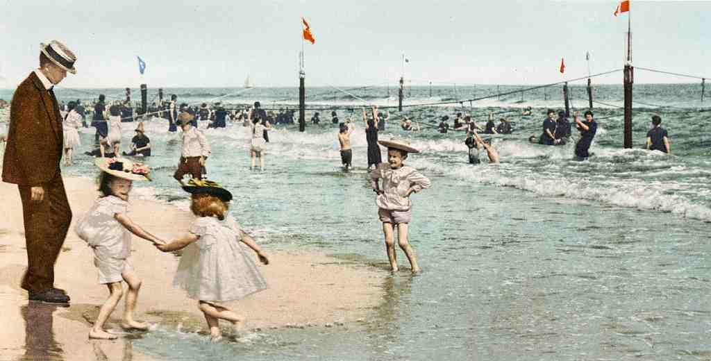 Inthe Surfat Rockaway 1902 Vintage A4 Photo Print