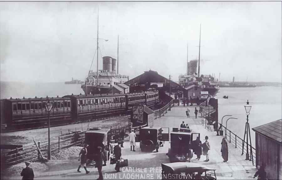 Ireland Carlisle Pier Dun Laoghaire A4 Photo Print