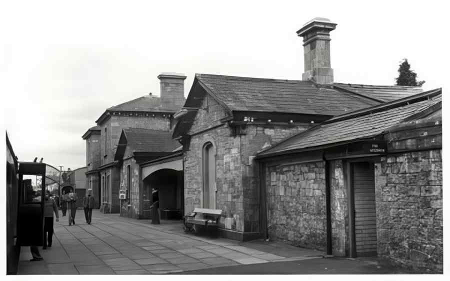 Ireland Clonmell Station A4 Photo Print
